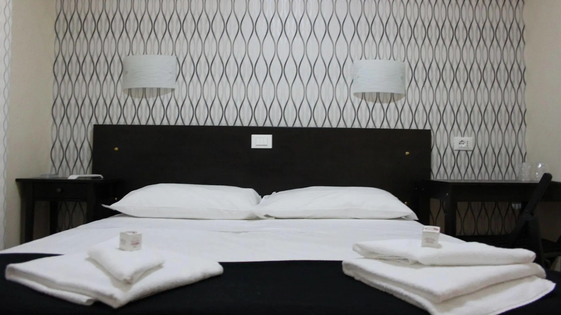 The Place In Rome Guest House 2*,  Itália