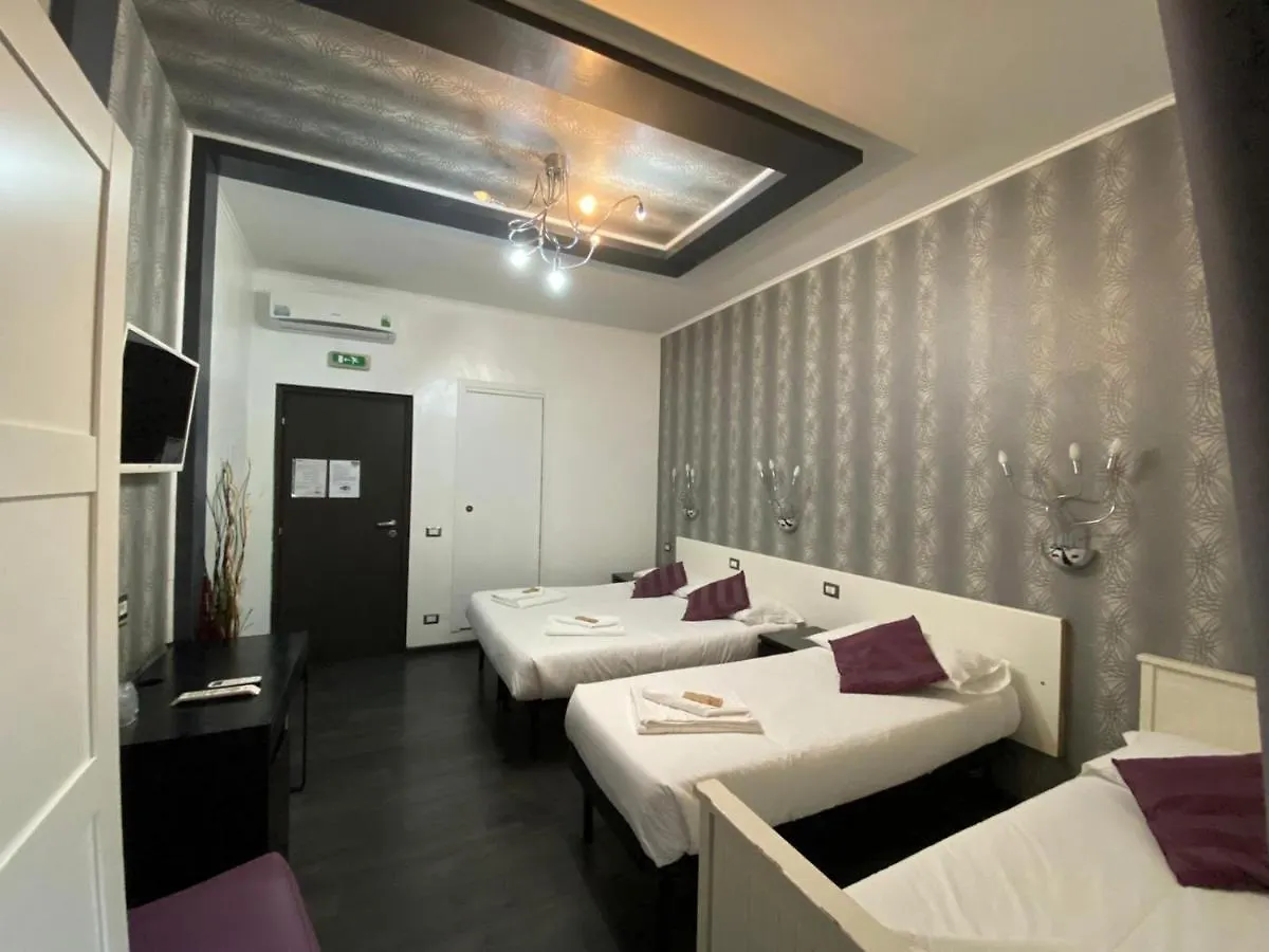 The Place In Rome Guest House 2*,  Itália